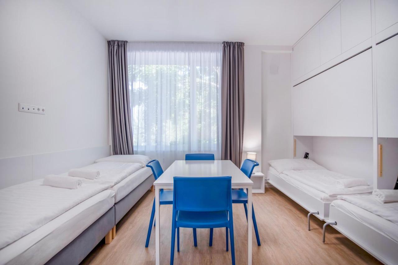 Balatonalmádi Ciszterci Rendezvenykoezpont Bed & Breakfast エクステリア 写真